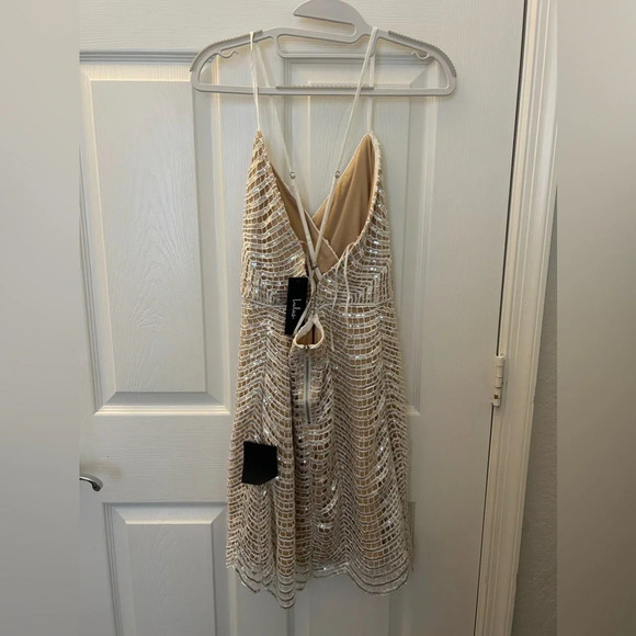 ! Lulus Lele Size L White Silver Sequin Graduation Prom Wedding Mini NEW… - Picture 3 of 5